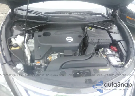 2015 Nissan Altima 2.5 Sv из США, поврежденный, VIN 1N4AL3AP3FC270961